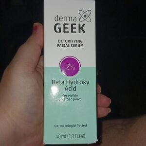 3 for $26 - DERMAGEEK DETOXIFYING FACIAL SERUM 2% BETA HYDROXY ACID